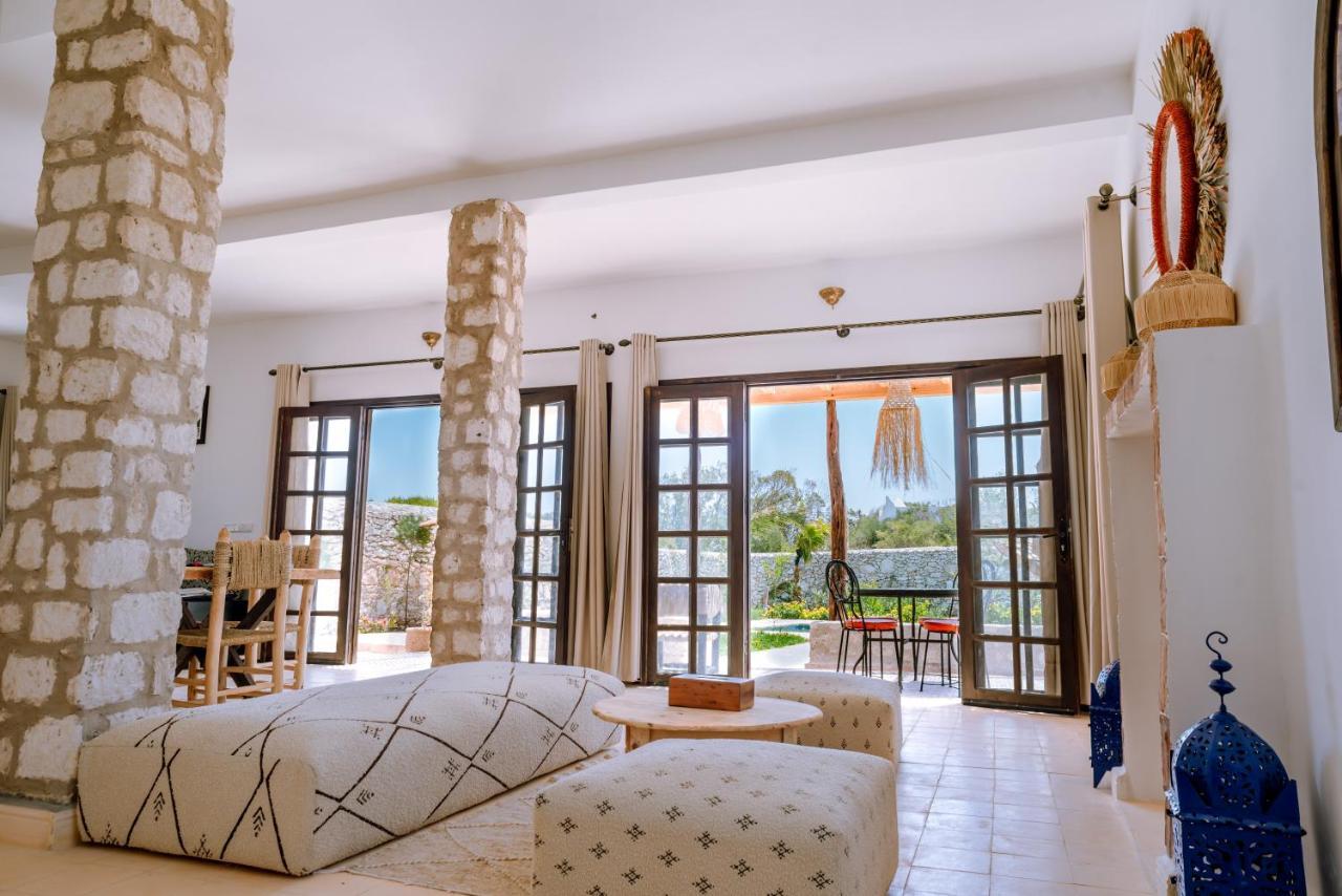 אסאוירה Villa Floratus מראה חיצוני תמונה