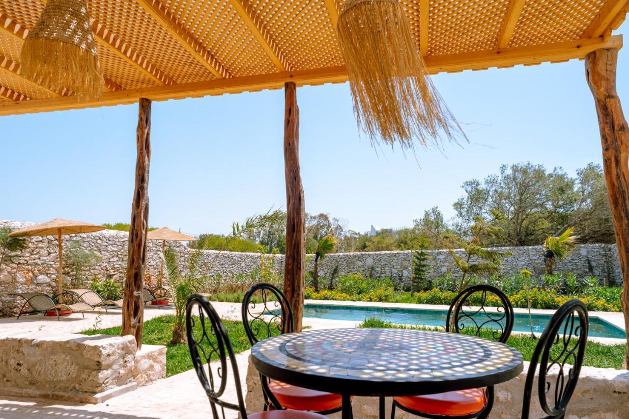 אסאוירה Villa Floratus מראה חיצוני תמונה