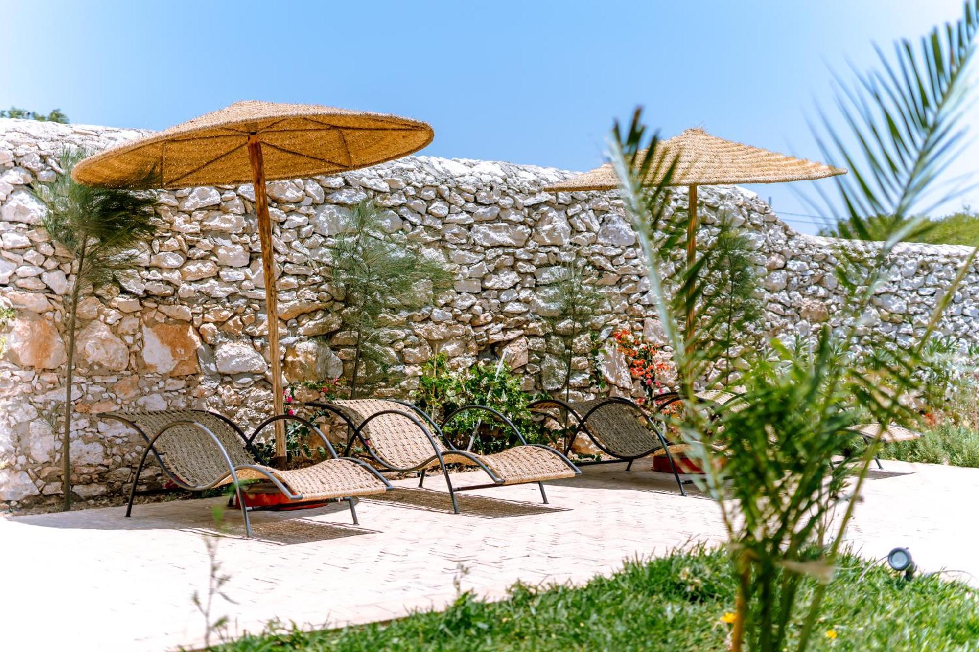 אסאוירה Villa Floratus מראה חיצוני תמונה